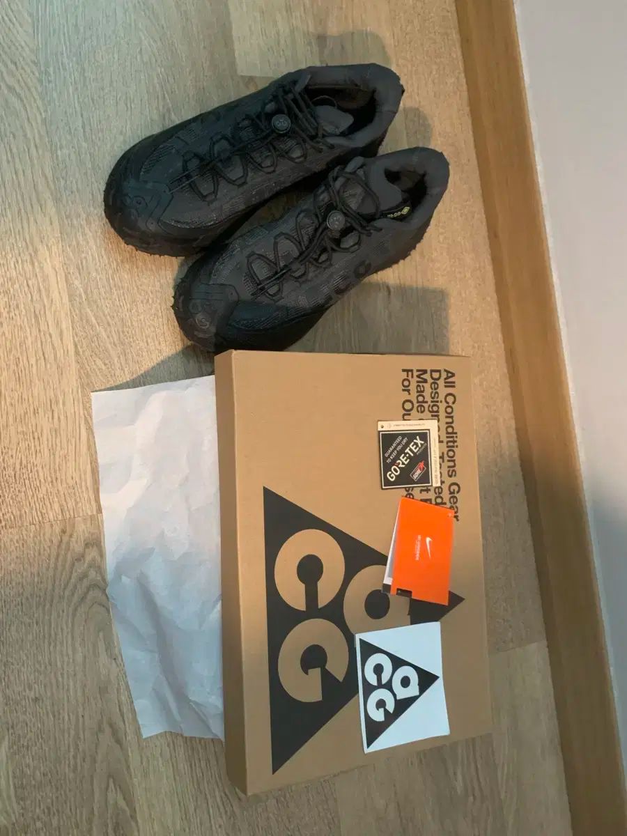 NIKE ナイキ
