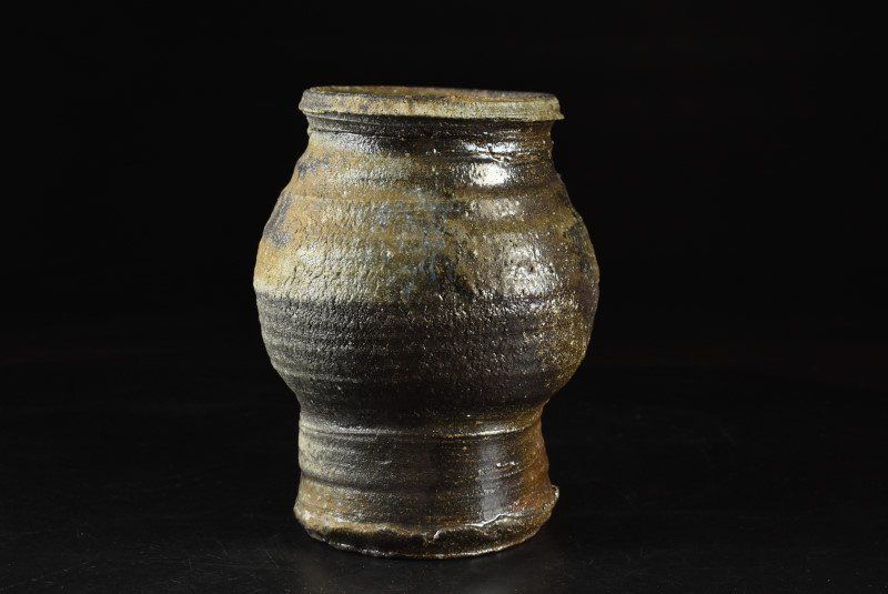 蔵A3382b 西浦武 越前焼 灰釉花器 花生 共箱