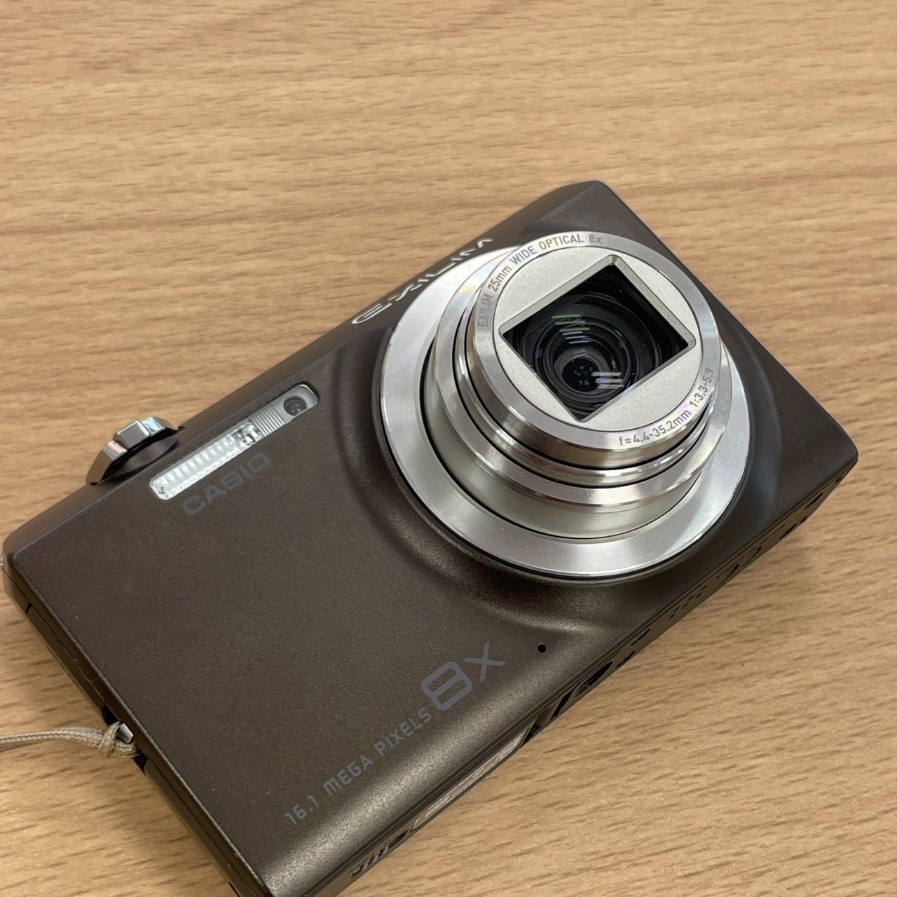 CASIO EX-Z3000 ブラウン CASIO EXILIM EX-Z3000 4.4-35.2mm 1:3.3-5.9