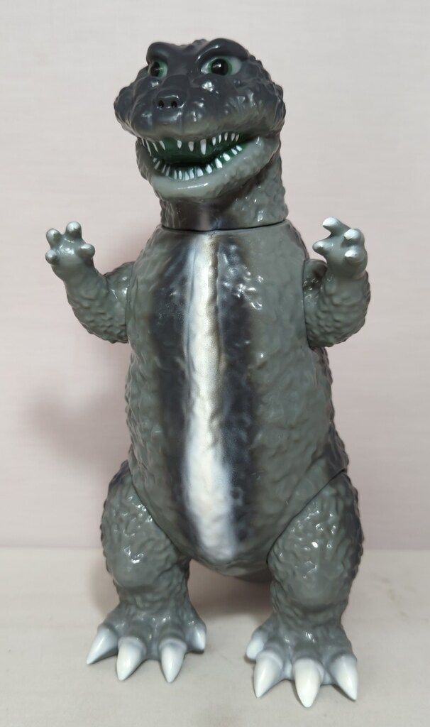 MEDICOM TOY - 初代ゴジラ ギニョール版 3期 メディコムトイ 安楽安作謹製 安楽安作劇場 初代ゴジラがテレビ塔に迫る！安楽安作氏のギニョール版「ゴジラ