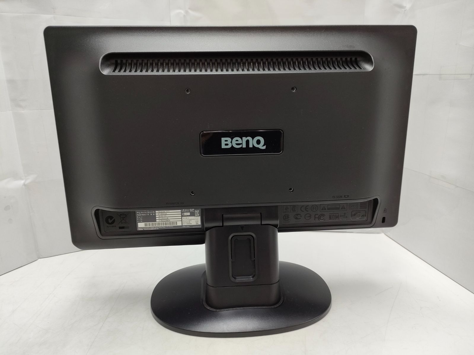 ◇ BENQ ディスプレイ ET-0024-NA 15.5 インチ ブラック - メルカリ