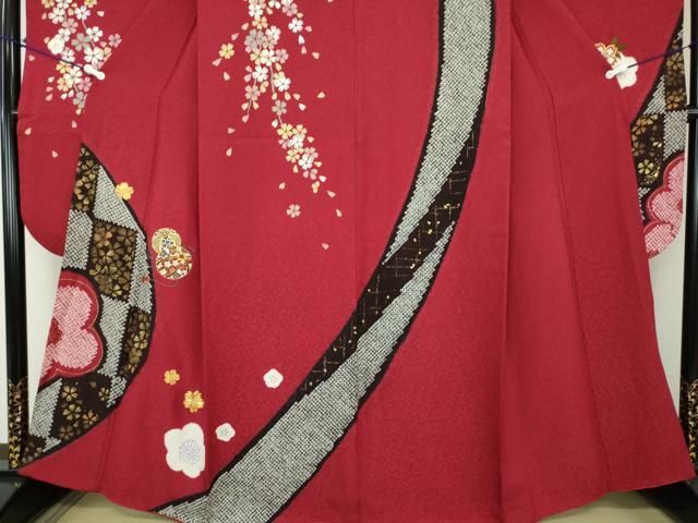 平和屋着物 豪華振袖 駒刺繍 枝垂れ桜 花手毬 暈し染め 金彩 正絹 逸品