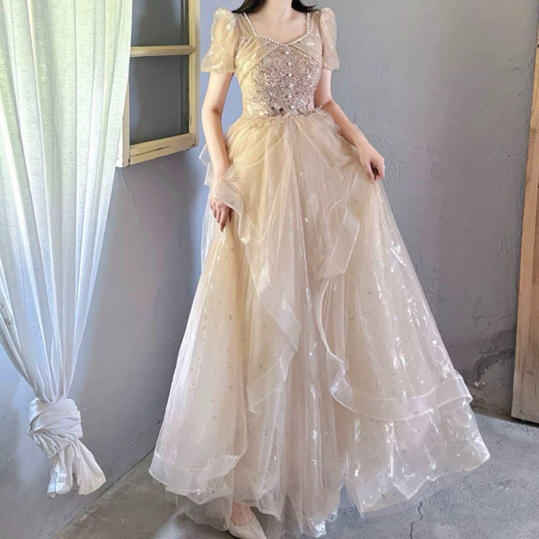 小花柄に蝶が パフスリーブイブニングドレス?.?