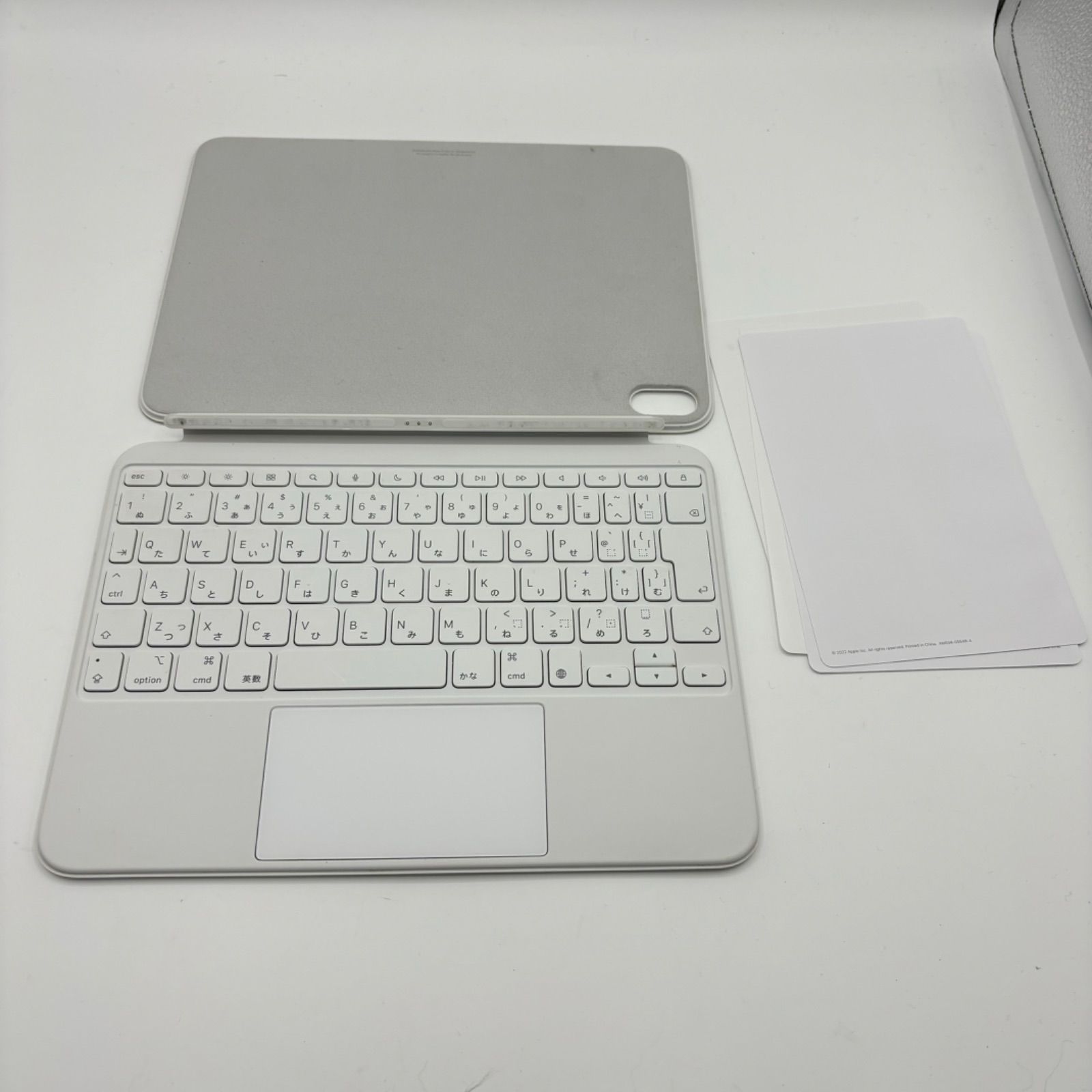 iPad 第10世代 Magic Keyboard A2695 MQDP3J/A - メルカリ