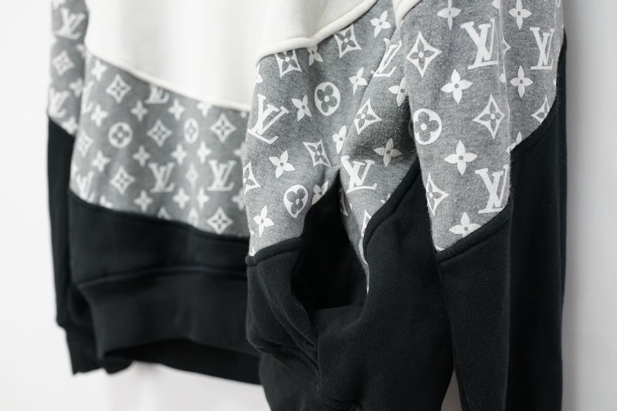 ルイヴィトンモノグラムサークルカットパーカースウェット グレー