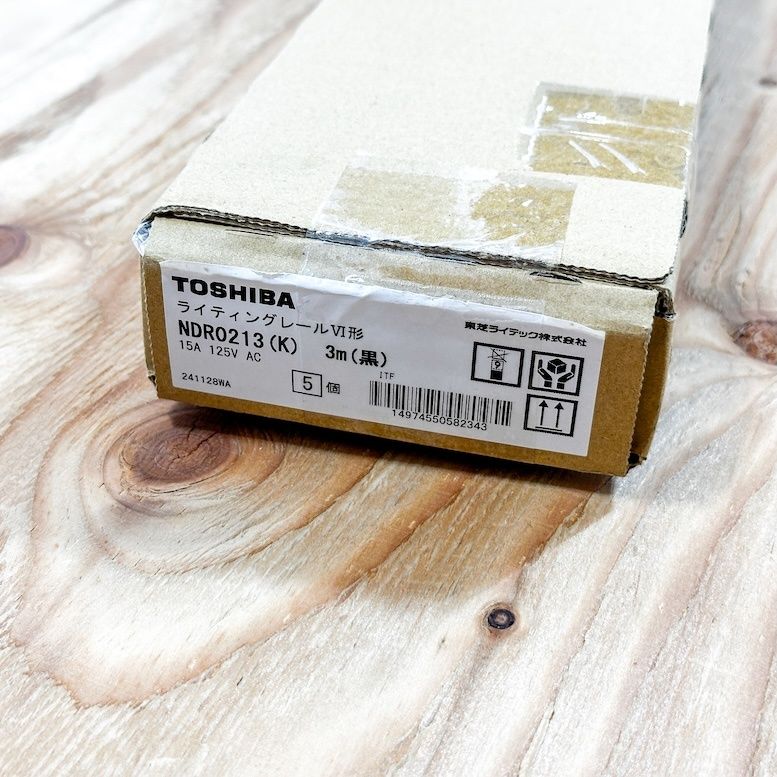 直送 TOSHIBA