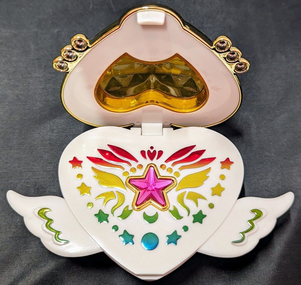 バンダイ セーラームーン25th エターナルムーンアーティクルジュエリー