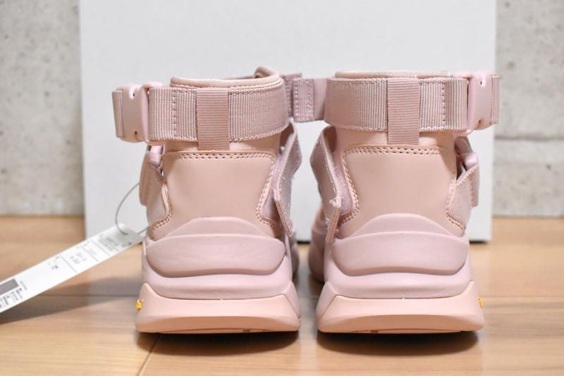 新品 DEAR DANSKIN ポワントストラップシューズ【23cm】【25cm 新品 DEAR DANSKIN ポワントストラップシューズ【23cm】【25cm