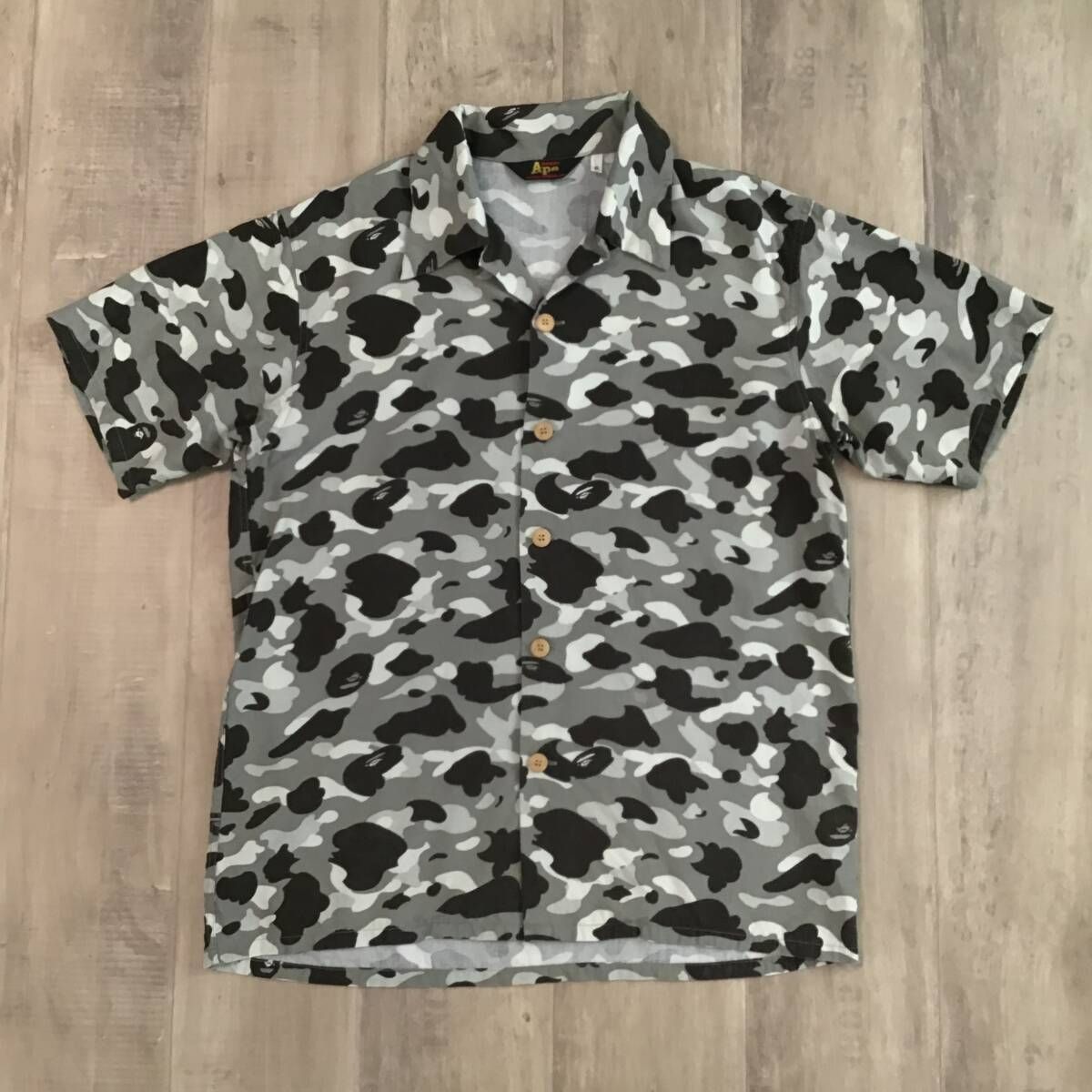 初期 BAPE CAMO アロハシャツ a bathing ape 半袖シャツ ☆初期☆ BAPE CAMO アロハシャツ Sサイズ a bathing ape BAPE 半袖