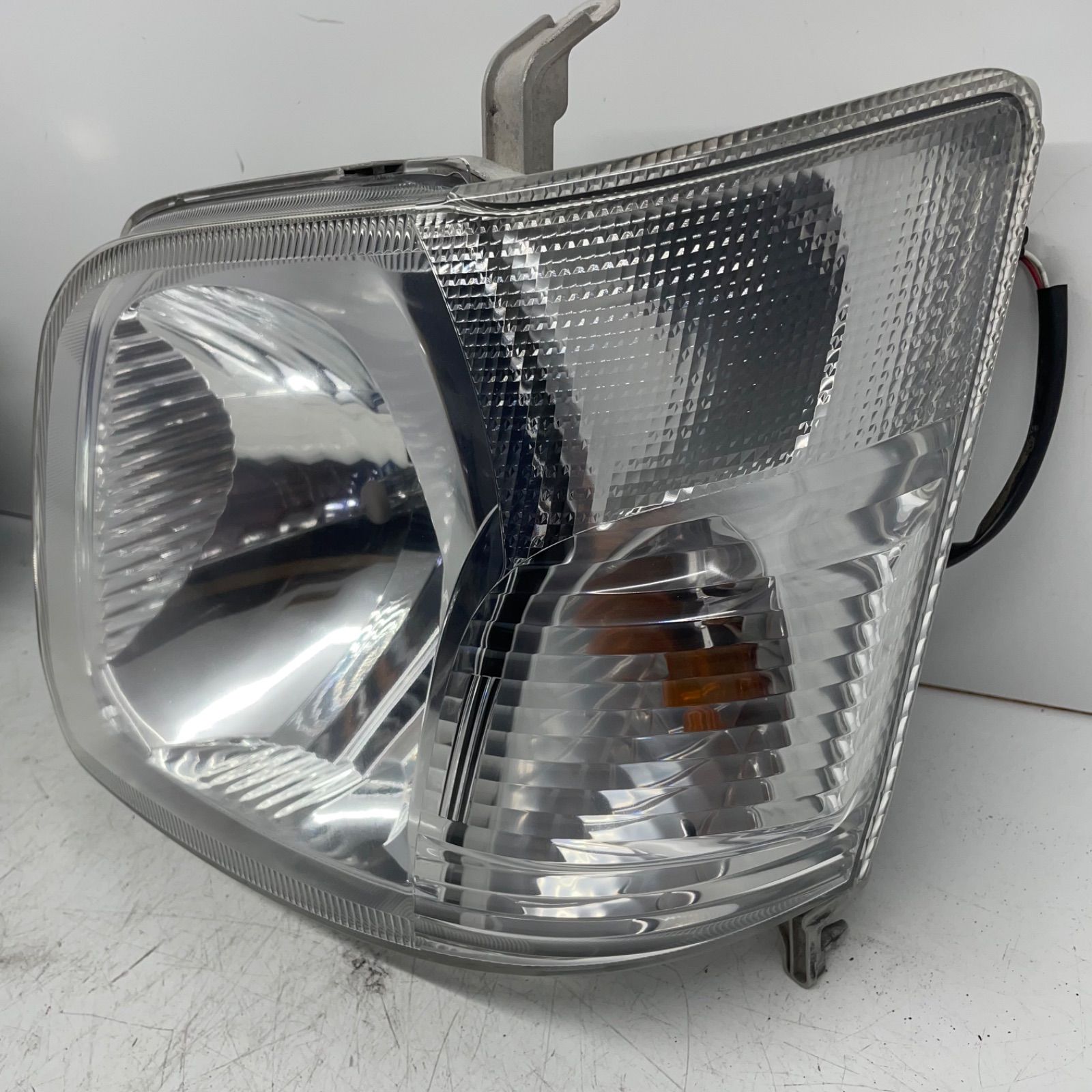 美品/破損無 ハイゼット S320V ヘッドライト 左右 ハロゲン レベ付 コイト 100-51771 81110-B5060 81150-B5060 283401-283402 ハイゼット ヘッドライト S320V パーツ 361370-361371 12V 美品/破損無 ハイゼット S320V ヘッドライト 左右 ハロゲン レベ付 コイト 100-51771 81110-B5060 81150-B5060 283401-283402 ハイゼット ヘッドライト S320V パーツ 361370-361371 12V