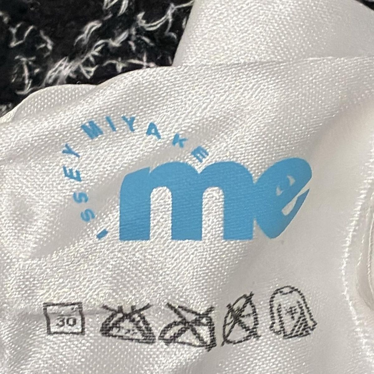 イッセイミヤケ ノースリーブカットソー