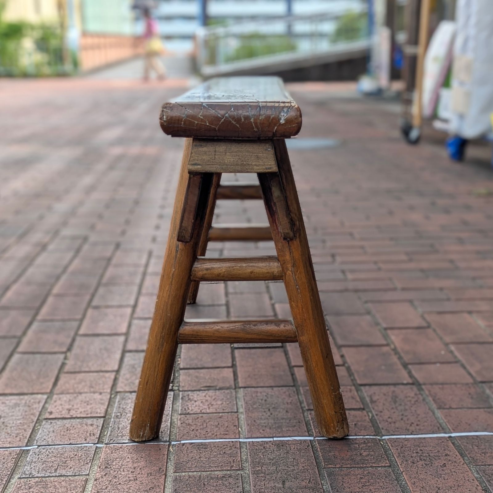 ベンチ スツール 木製 アンティーク スリム コンパクト 棚付き 合皮レザー おしゃれ 腰掛け 椅子 横長 幅80cm クラシックな玄関スツ ベンチ スツール 木製 アンティーク スリム コンパクト 棚付き 合皮