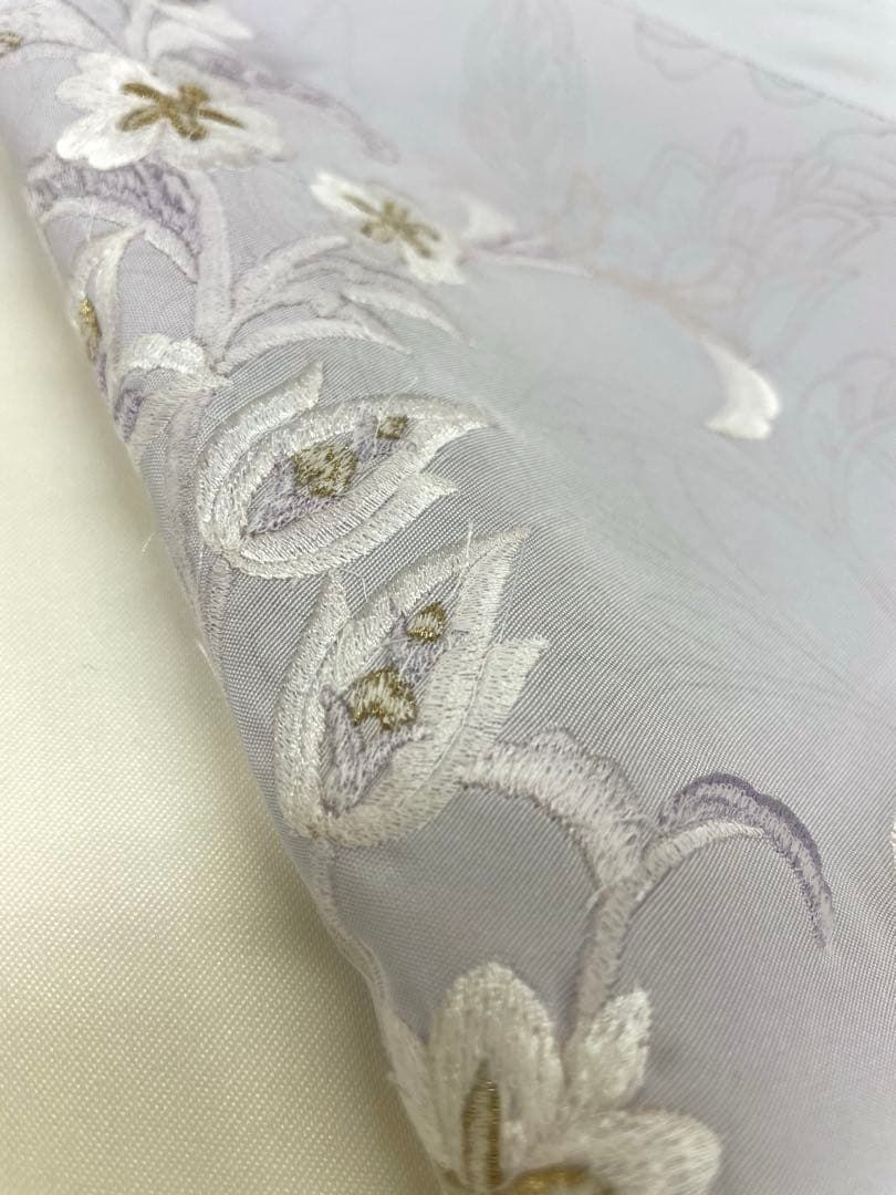 付け下げ 刺繍 銀彩 正絹 反物 - メルカリ