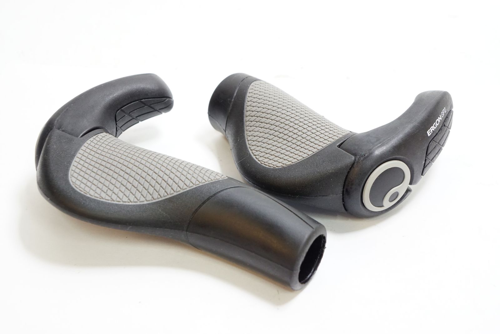 ERGON 「エルゴン」 GP2 グリップ / バイチャリ熊谷店
