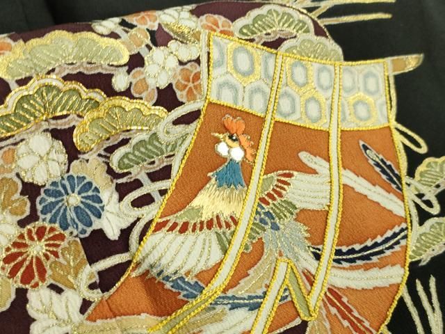 平和屋本店□極上 創業460年・千總 黒留袖 駒刺繍 松 色紙吉祥花鳥文