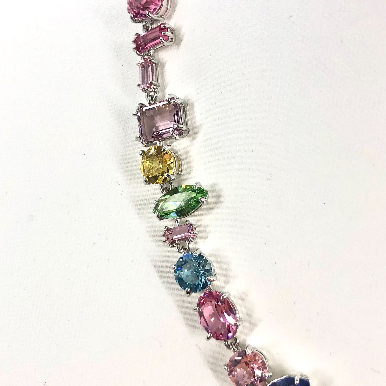 SWAROVSKI スワロフスキー Gema ミックスカット マルチカラー