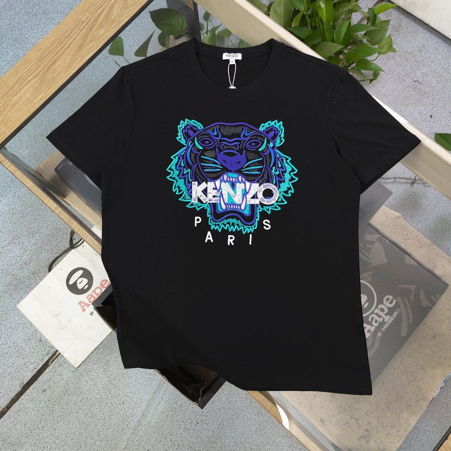 新品 KENZO 刺繍 T シャツ ブラック