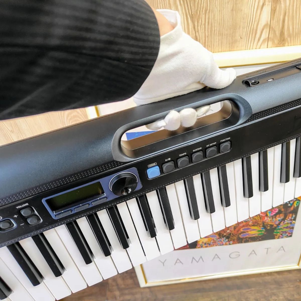 美品 22年製】CASIO CT-S300 ブラック 61鍵盤 Casiotone