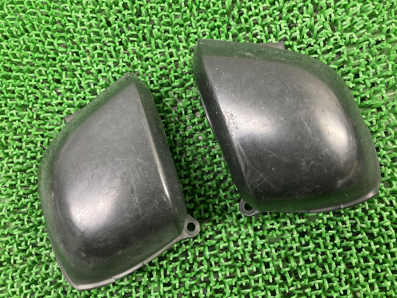 CB400SF エアクリーナーカバー 左右 MCE ホンダ 純正 中古 バイク 部品 NC39 サイドカバー 割れ欠け無し 品薄 希少品 車検 Genuine