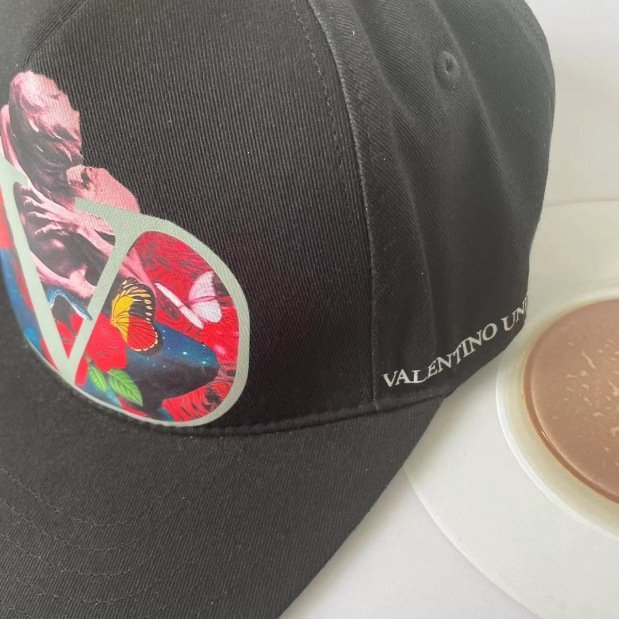 UNDERCOVER×VALENTINOCAP  アンダーカバーコラボ　キャップ 新品 UNDERCOVER×VALENTINOCAP アンダーカバーコラボ キャップ