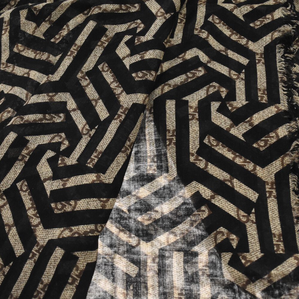 グッチの大判スカーフです。 GUCCI (グッチ) GGカレイド 402106 大判ストール スカーフ