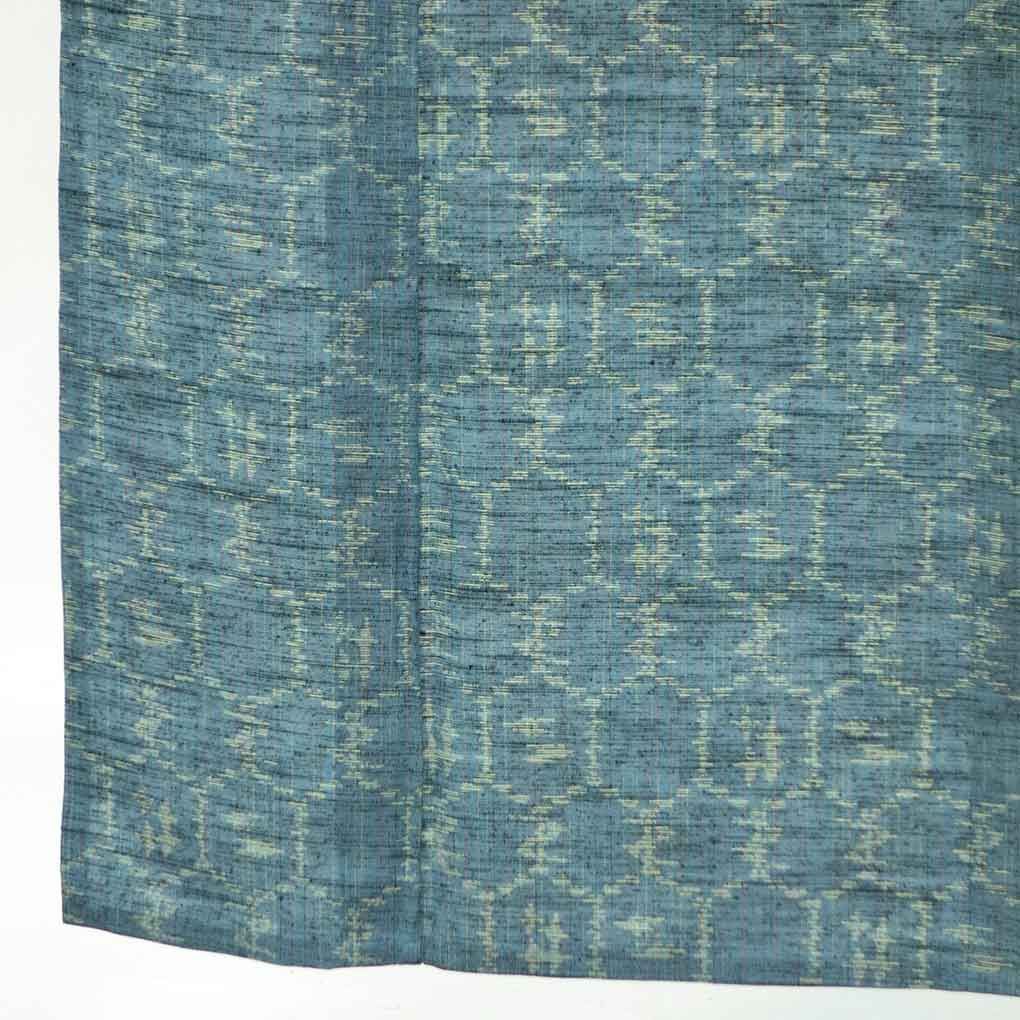 紬 身丈154cm 裄64cm 前幅26cm 後幅30.5cm 袖丈45cm 袖幅32cm レディース 単衣 亀甲 裄Mサイズ 初夏 初秋用 正絹 シルク ブルー リメイク リユース リサイクル 呉服のきくや