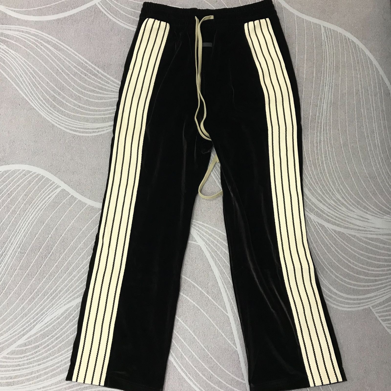 FEAR OF GOD SIDE STRIPE FORUM PANT
