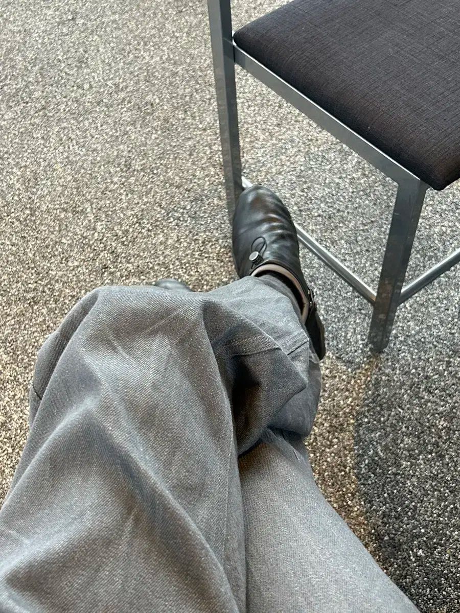 AMOMENTO アモーメント 24ss ストレート デニム グレー