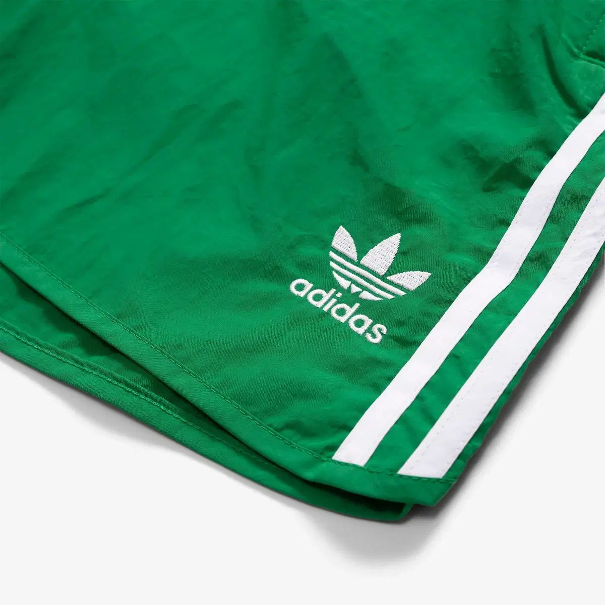 adidas アディダス