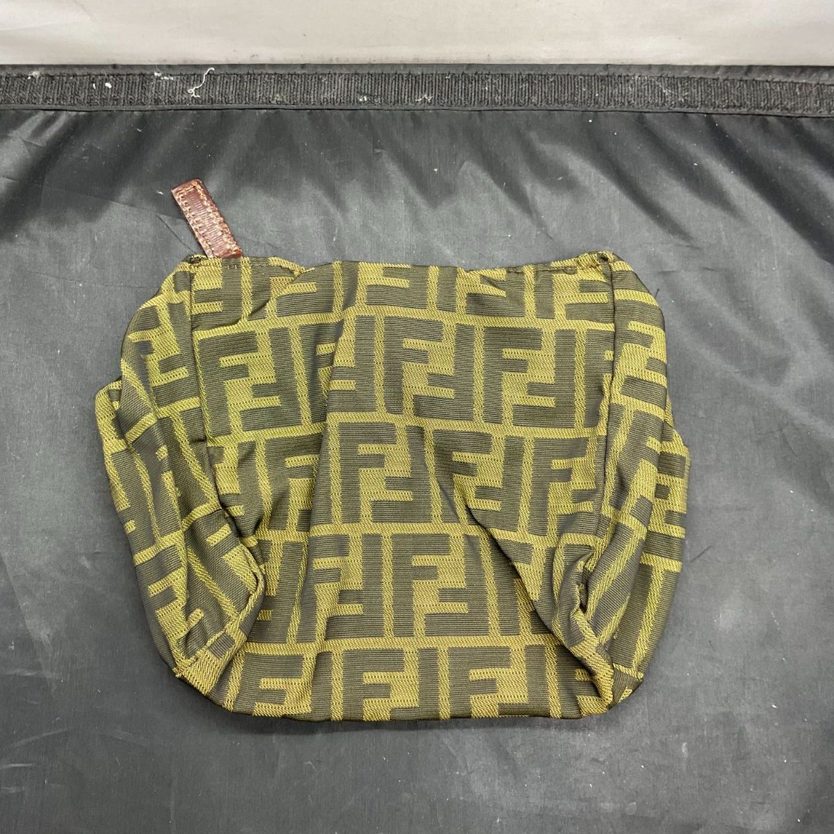 フェンディ　ポーチ　ズッカ柄 中古・古着通販】FENDI (フェンディ) ズッカ柄ポーチ ブラウン