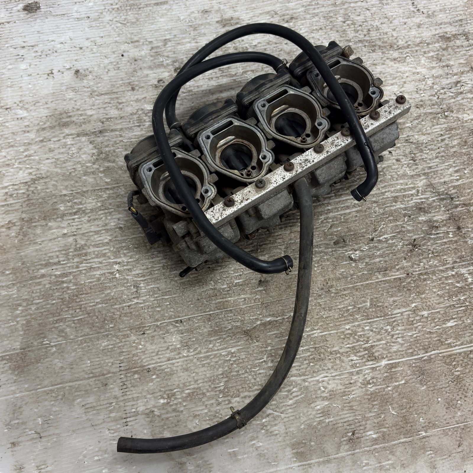 KAWASAKI バリオス2 ZR250B キャブレター カワサキ