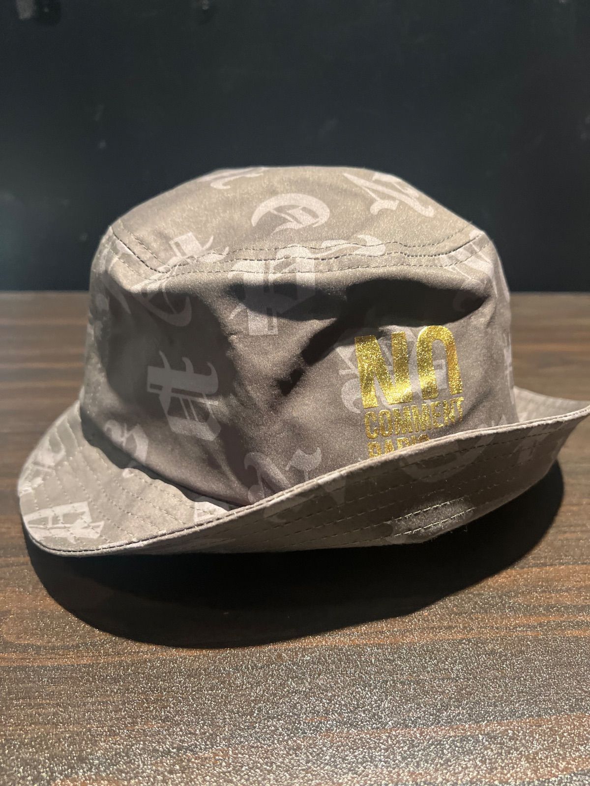 KHAKI