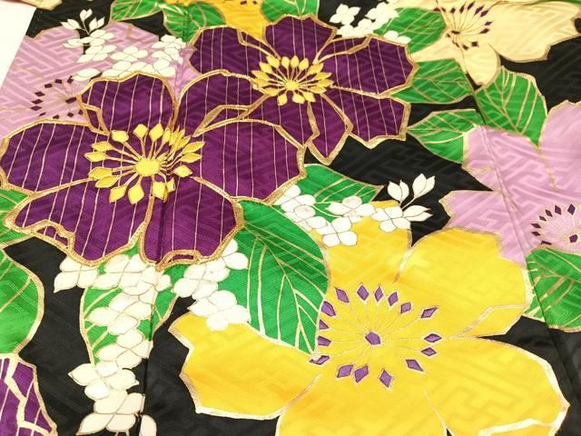 平和屋着物○豪華振袖 駒刺繍 草花文 黒地 金彩 正絹 逸品 AABA1265ph