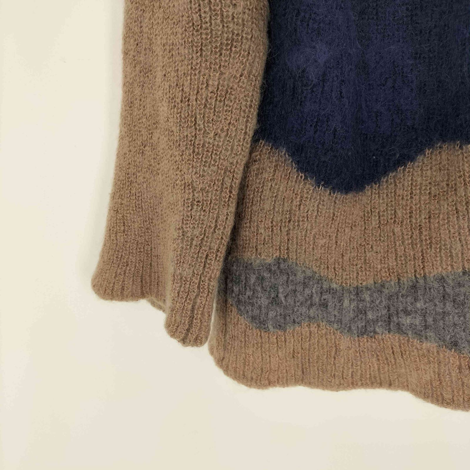 drawing knit