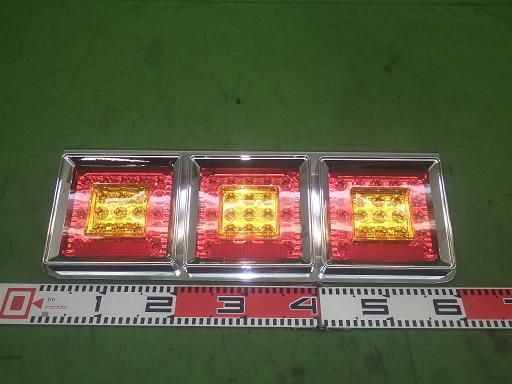 ベンツテール 当時物 トラック 10トンダンプ デコトラ 価格相談OK