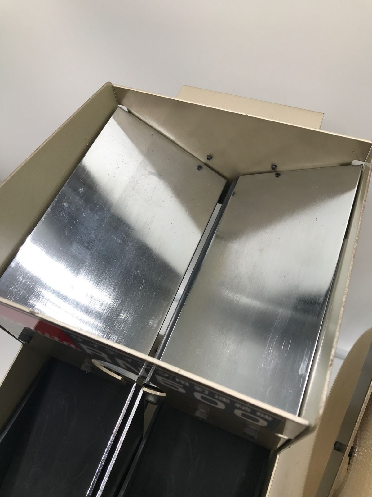 エコツール豊田インター店】Makita/マキタ サイディング用釘連結機