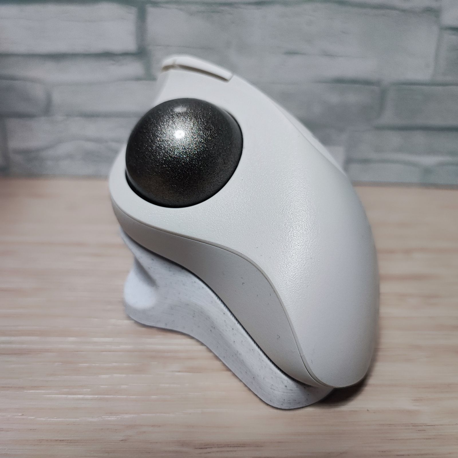 ELECOM DEFT PRO 本体 +専用20° 傾斜スタンド ELECOM DEFT PRO用 20°傾斜 チルド スタンド - メルカリ