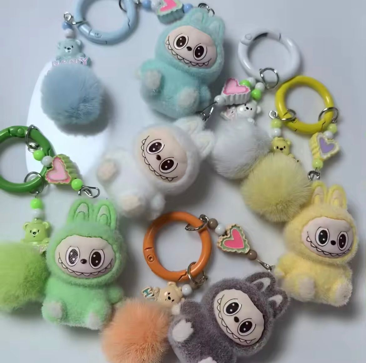 ❤︎まとめ買い歓迎❤︎ ラブブ ぬいぐるみキーホルダー 新品未