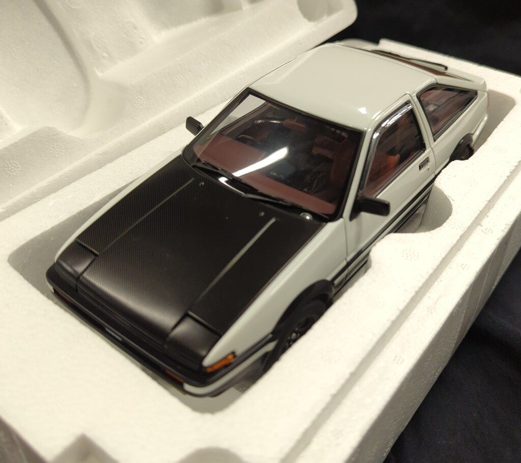 【ネット限定】 AUTOart 1 18 トヨタ スプリンター トレノ AE86 イニシャル D プロジェクトD バージョン 78797 値段交渉承れます