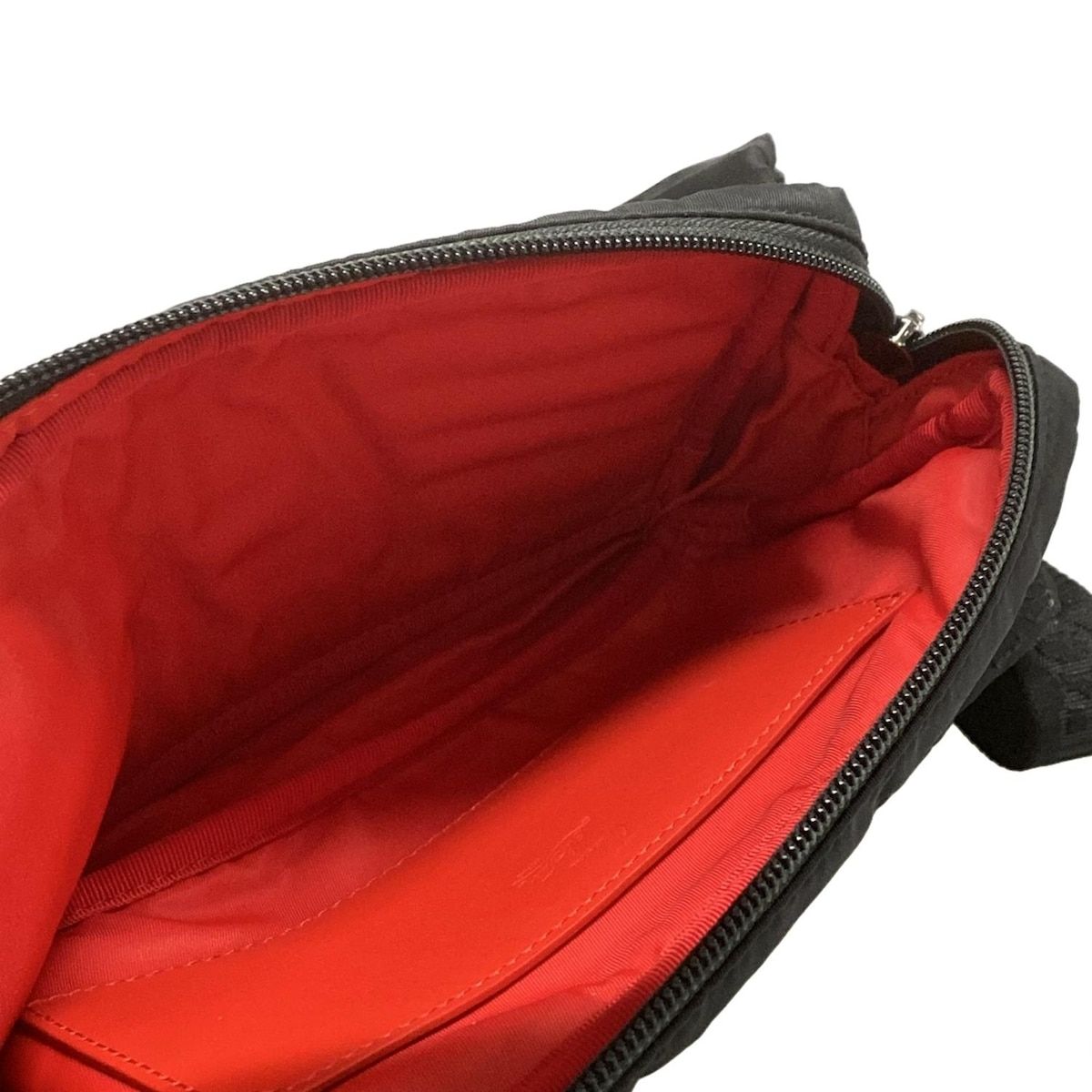 ウエストポーチ 黒