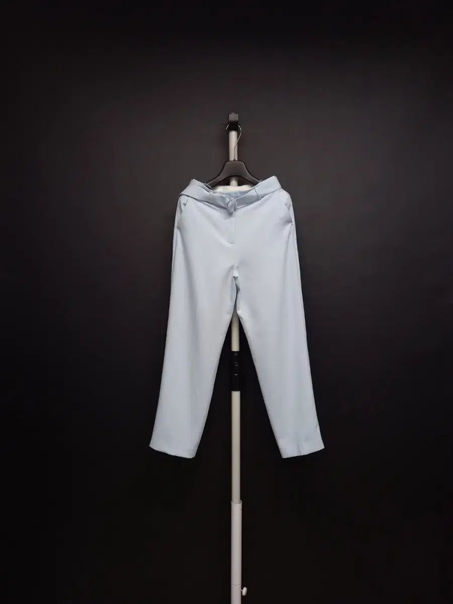 家禽 Tommy Hilfiger トミーヒルフィガー チュンハチュ テーパードパンツ 44