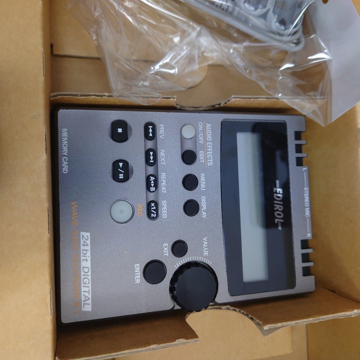 動作品】Roland EDIROL R-1 24bit WAV/MP3レコーダー 本体＋付属