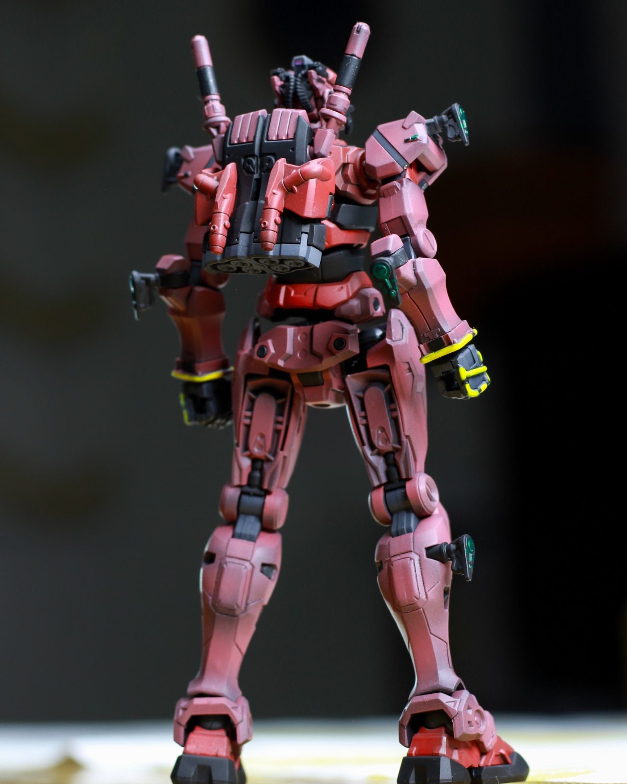 HG　GQuuuuuuX　赤いガンダム　メタリック塗装　完成品　ガンプ HG 1/144 HG 1/144 赤いガンダム (RED GUNDAM)機動戦士Gundam