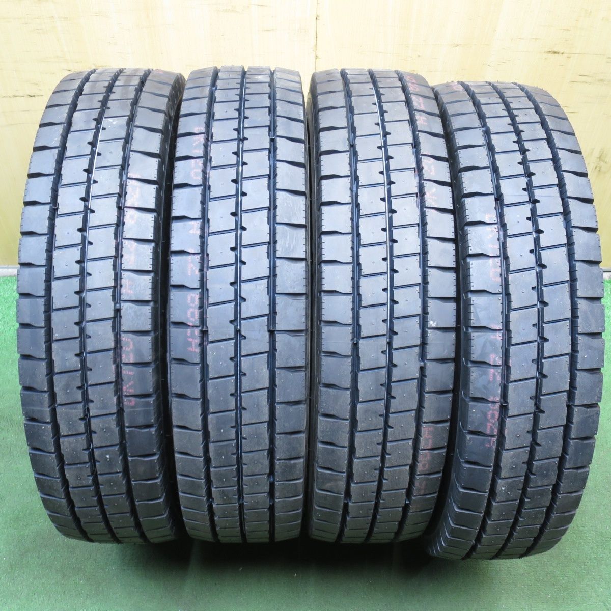 *送料無料* 未使用！24年★トラック タイヤ 205/80R17.5 120/118N ブリヂストン デュラビス G640 DURAVIS  17.5インチ★4041610クノタ