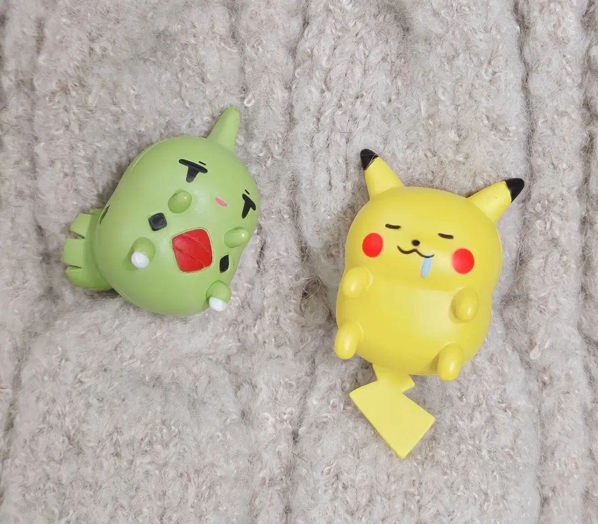 【雷市場（ポンジャン）商品韓国直送】 長野 ポケットモンスター ガチャ おやすみちゅう アベラス ピカチュウ