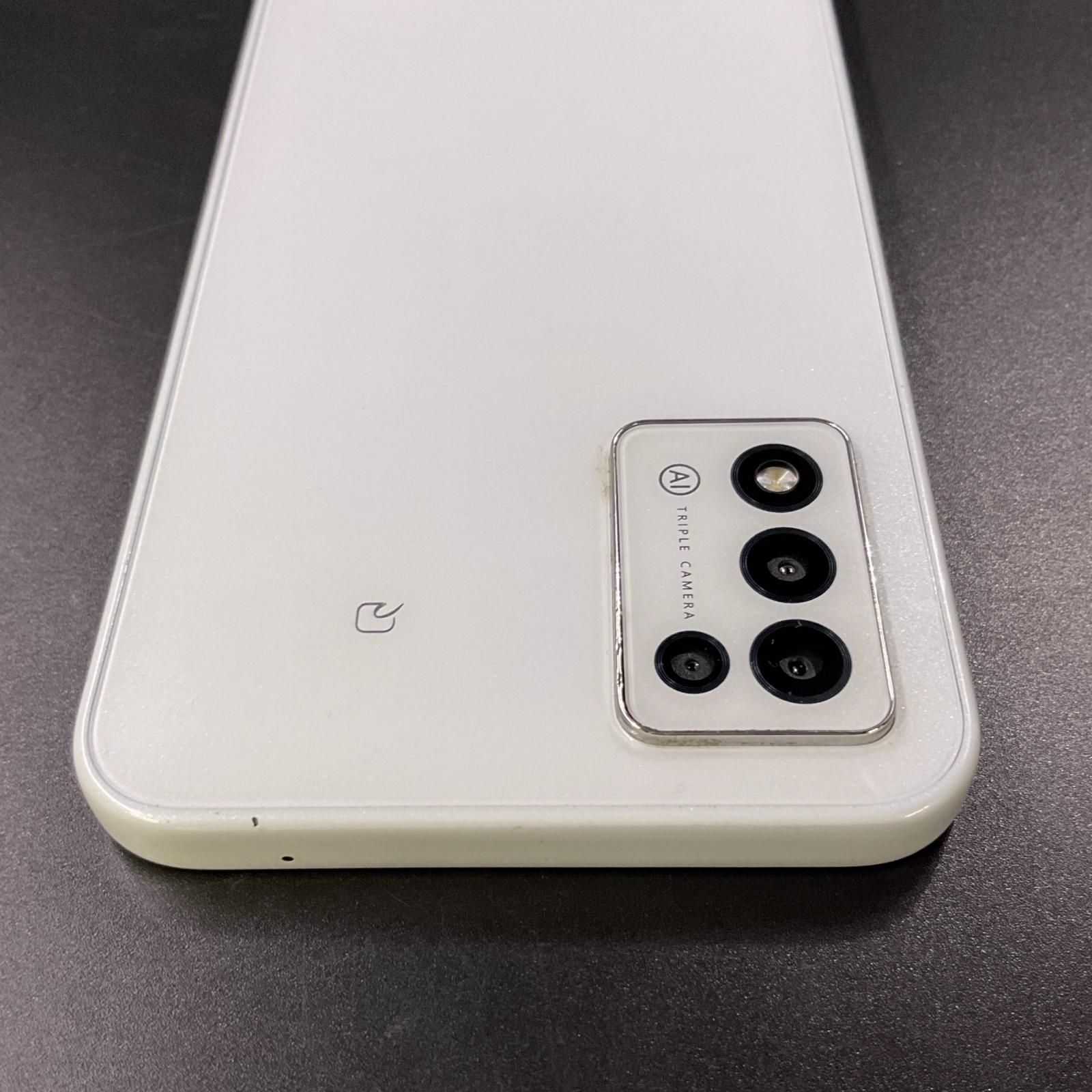 返品返金不可　Libero 5G III ホワイト A202ZT 64 GB ZTE Libero 5G III 64GB ホワイト Softbank SIMフリー A202ZT 白