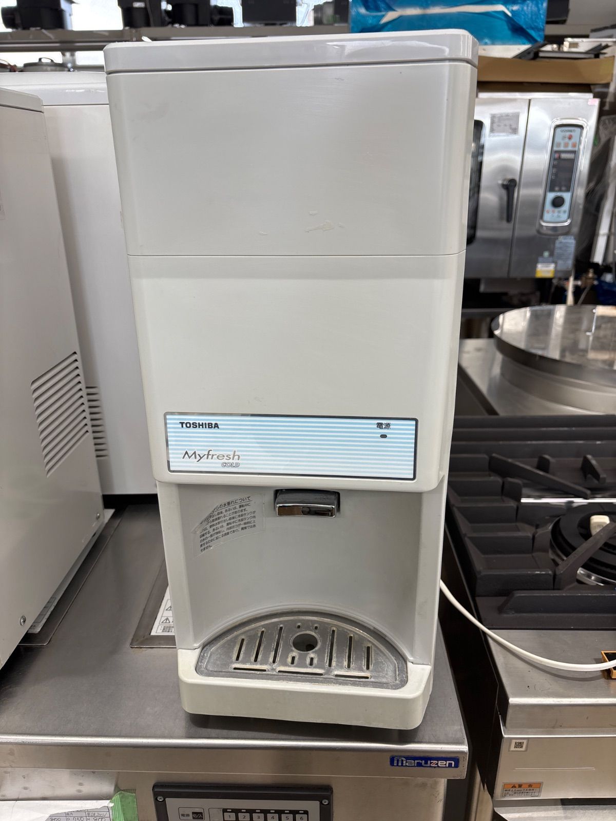 TOSHIBA 東芝ウォータークーラー ＲＷＦ－３０Ｐ３ 中古 東芝 ウォータークーラー RWF－30P3 中古 - メルカリ