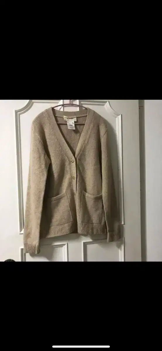 スモーキーアリス ドレス リーバー Vネック カーディガン 通勤ルック オールドマネールック Pinterest