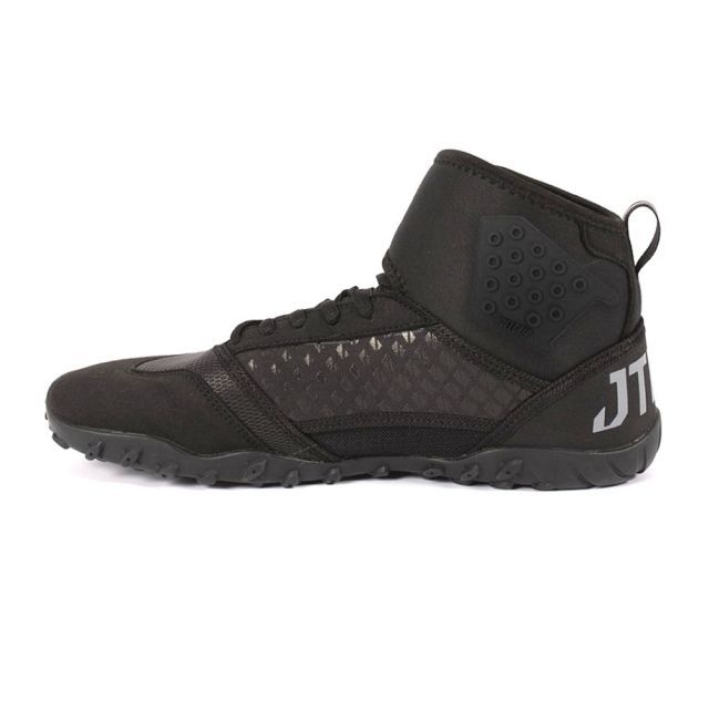RACE BOOT