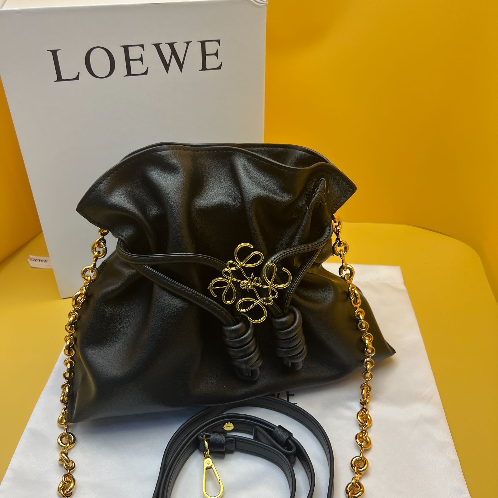 LOEWE ショルダーバッグ ハンドバッグ